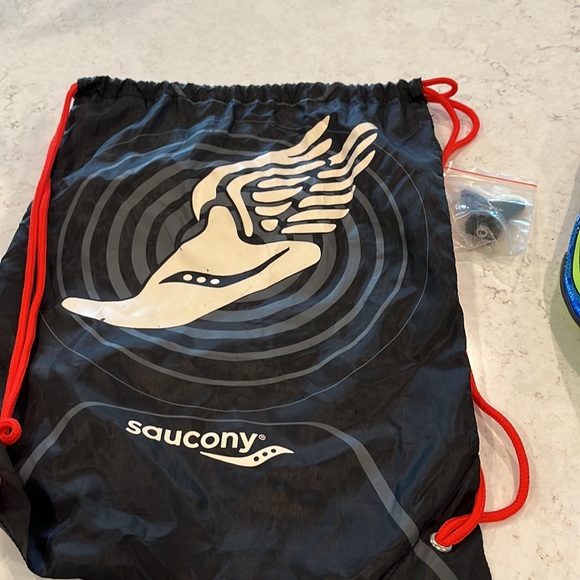 SAUCONY ENDORPHIN MD4 MENS TRACK SHOES - Picture 7 of 8